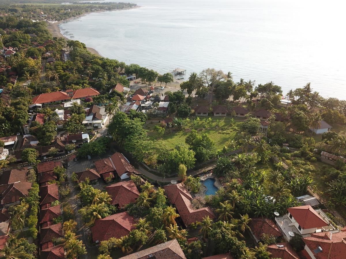 Puri Bali Hotel Lovina  Exterior photo